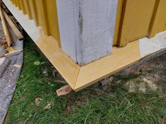 Lagad vattbräda